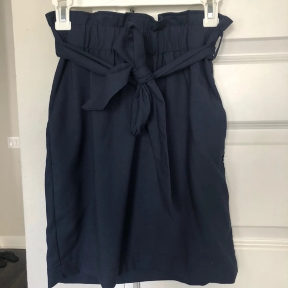 Paper bag waist skirt
